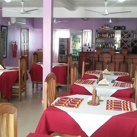 Bella Luxury Hotel Accra Ngoại thất bức ảnh