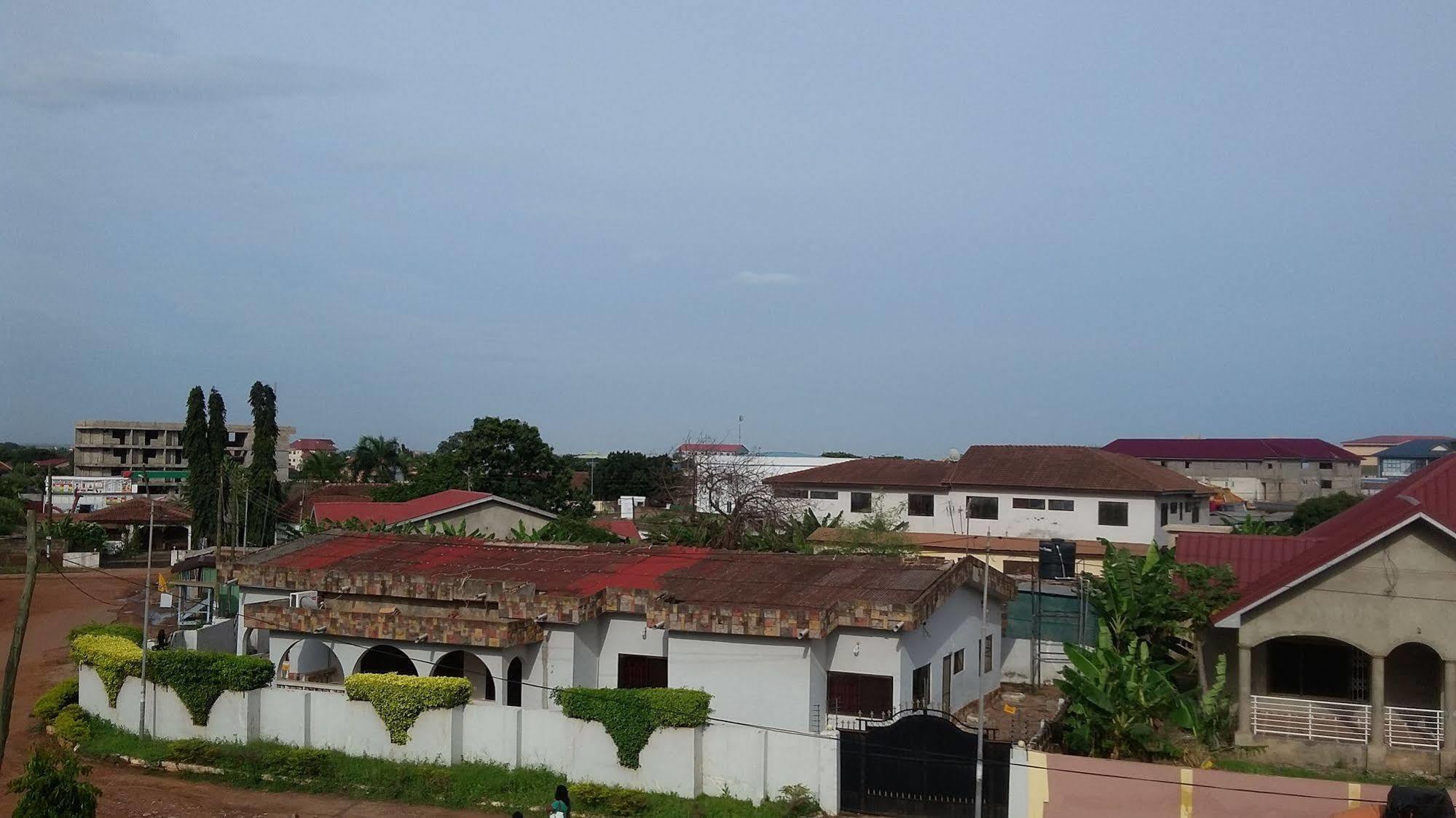Bella Luxury Hotel Accra Ngoại thất bức ảnh